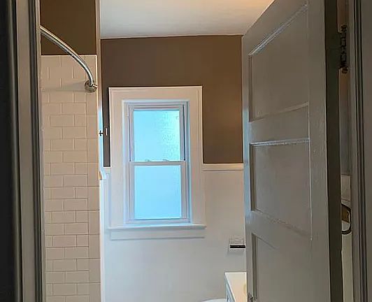 2nd image of 364 Woodward Ave Floor 1