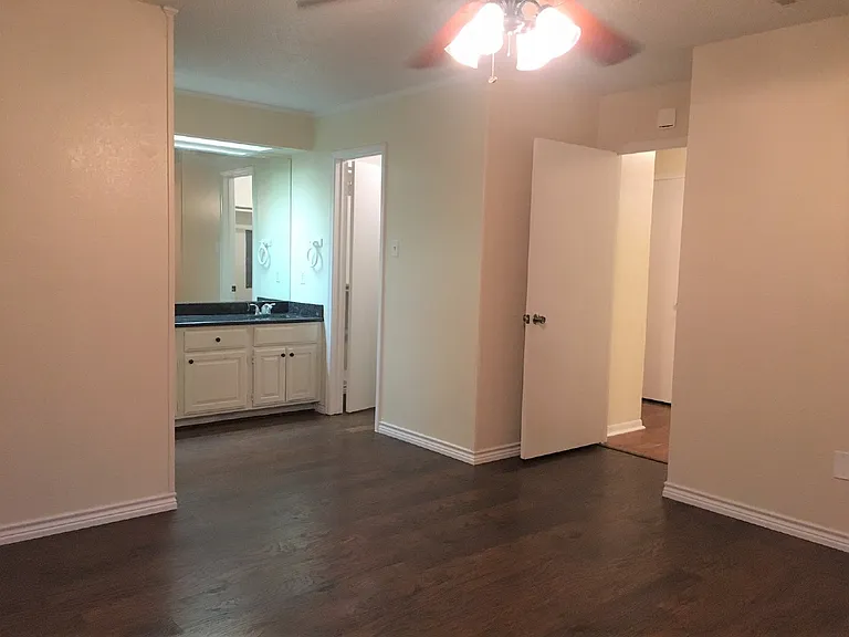 606 Circle Creek Dr — Photo 18