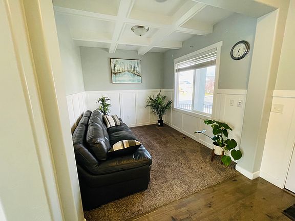 Front room sitting area