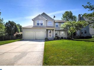 1 Creekdale Dr, Delran, NJ 08075