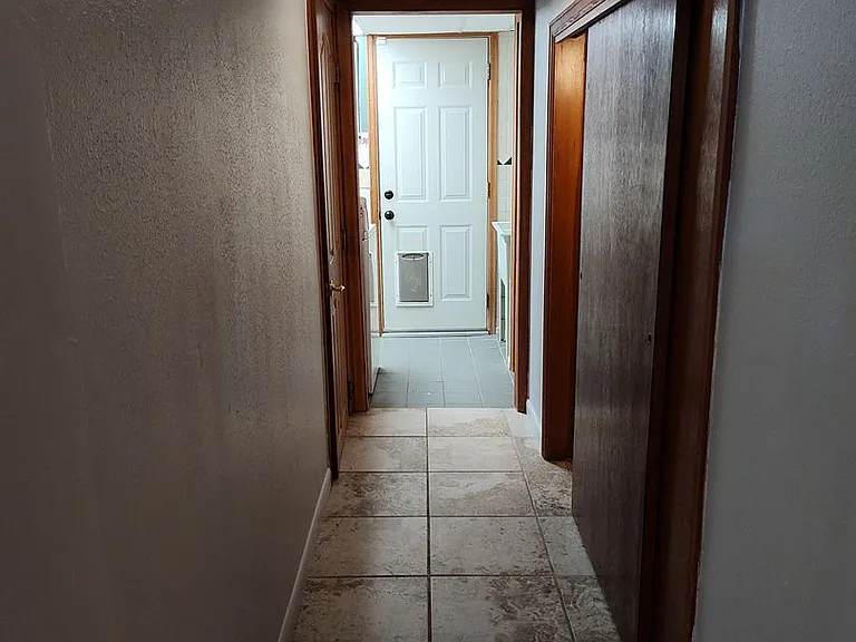 3010 Country Club Dr — Photo 16
