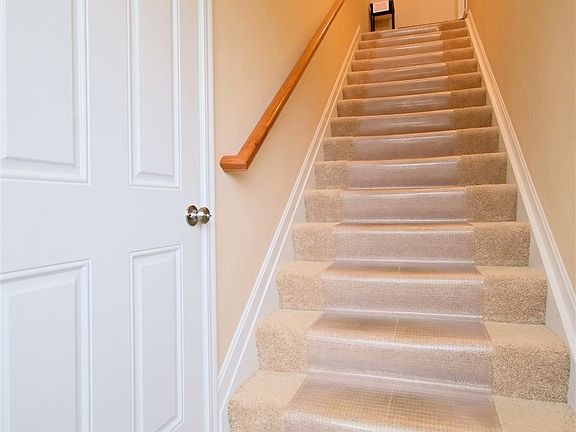 3rd image of 5036 Nelson Ln