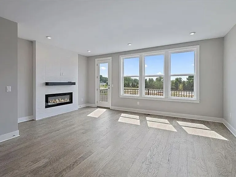 7234 Otley Dr — Photo 14