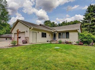 5048 Sunset Dr, Rhinelander, WI 54501