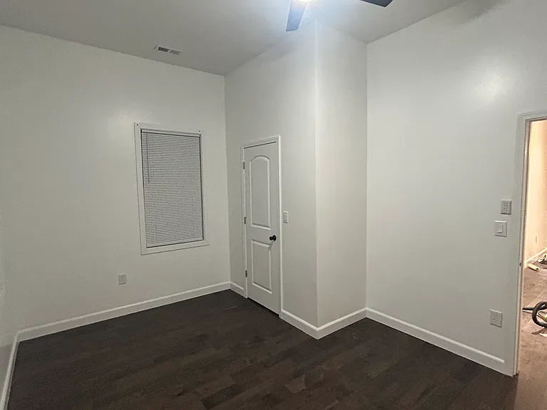 2318 Winthrop Ave — Photo 8