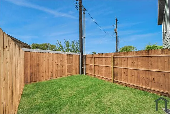 3810 Hiford Dr #A — Photo 20