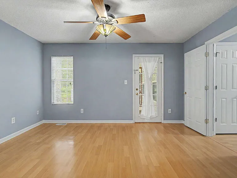 5812 Gentle Wind Dr — Photo 21