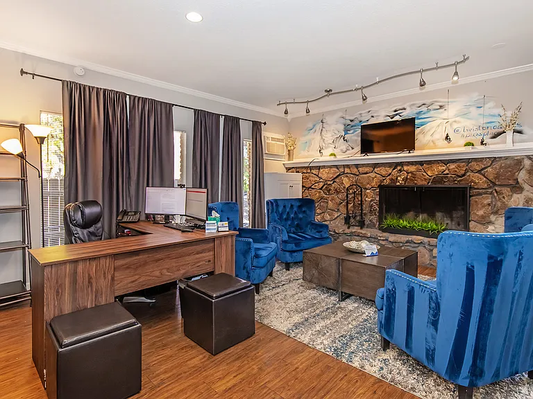 Come Home to Pikes Place on San Miguel — Photo 13
