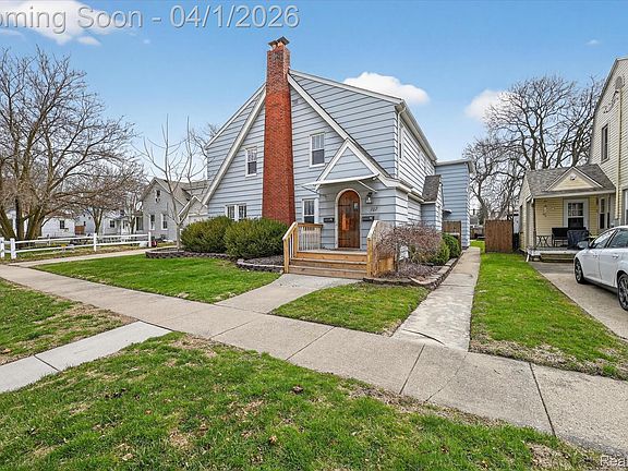 4th image of 707 Harrison St