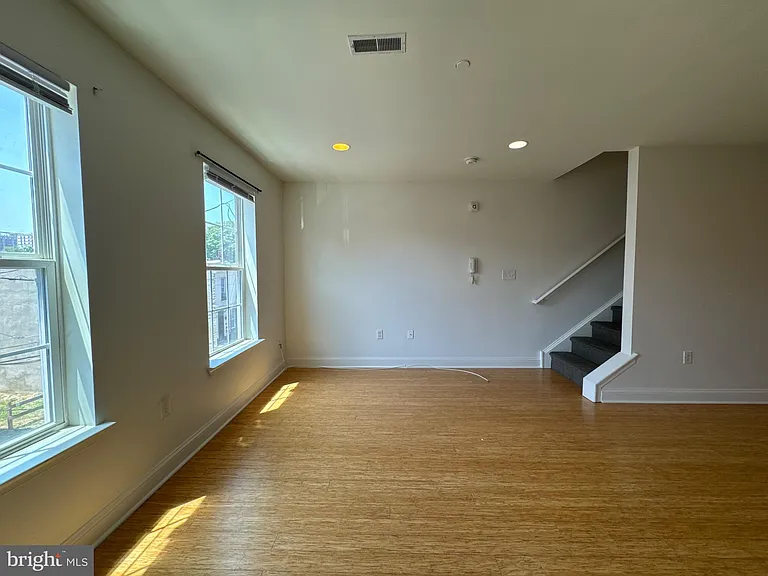 1131 W Nevada St #2 — Photo 1