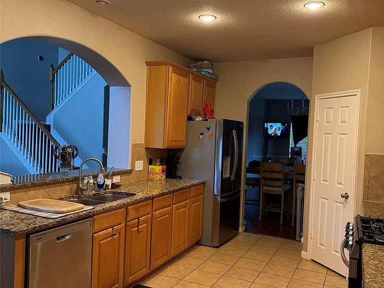 2311 Diamond Springs Dr — Photo 8