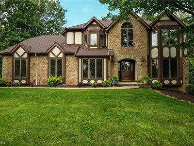 10610 Sherwood Trl, North Royalton, OH, 44133