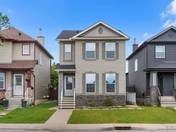 91 Saddlebrook Way NE, Calgary, AB T3J 5M8