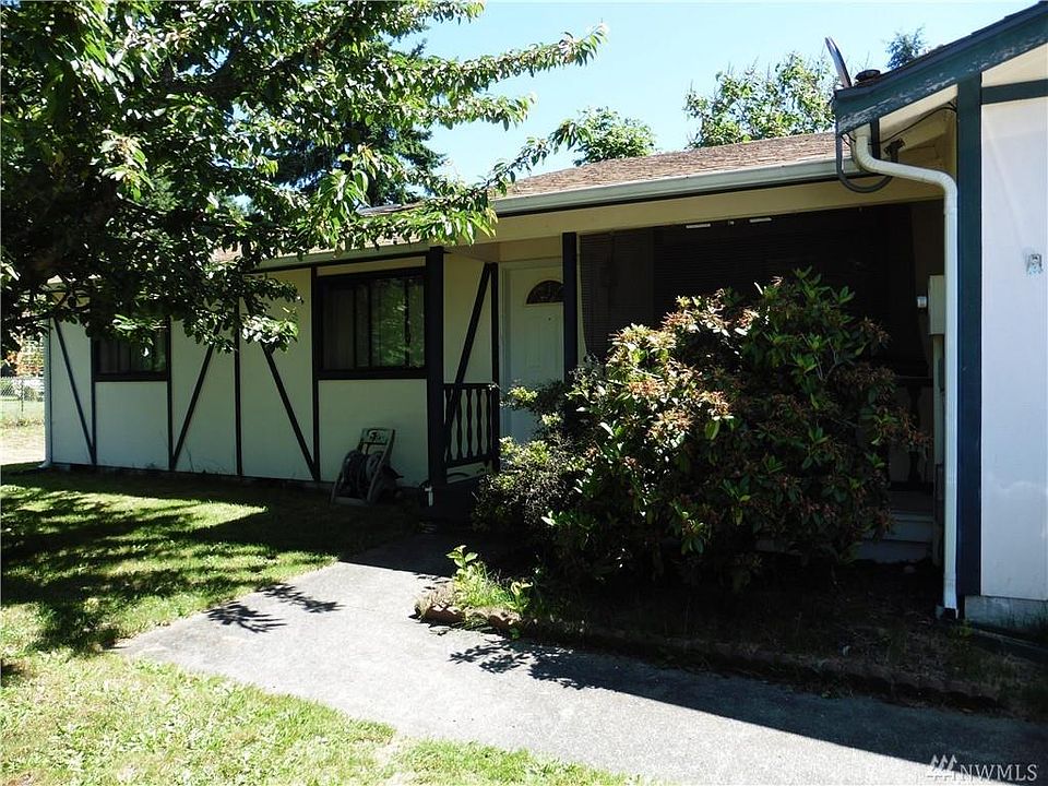 1st image of 1422 Alki St NE