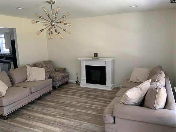 5th image of 563 Silver Spoon Ln