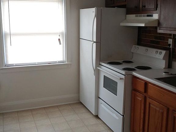 2nd image of 714 Edmondson Ave APT A