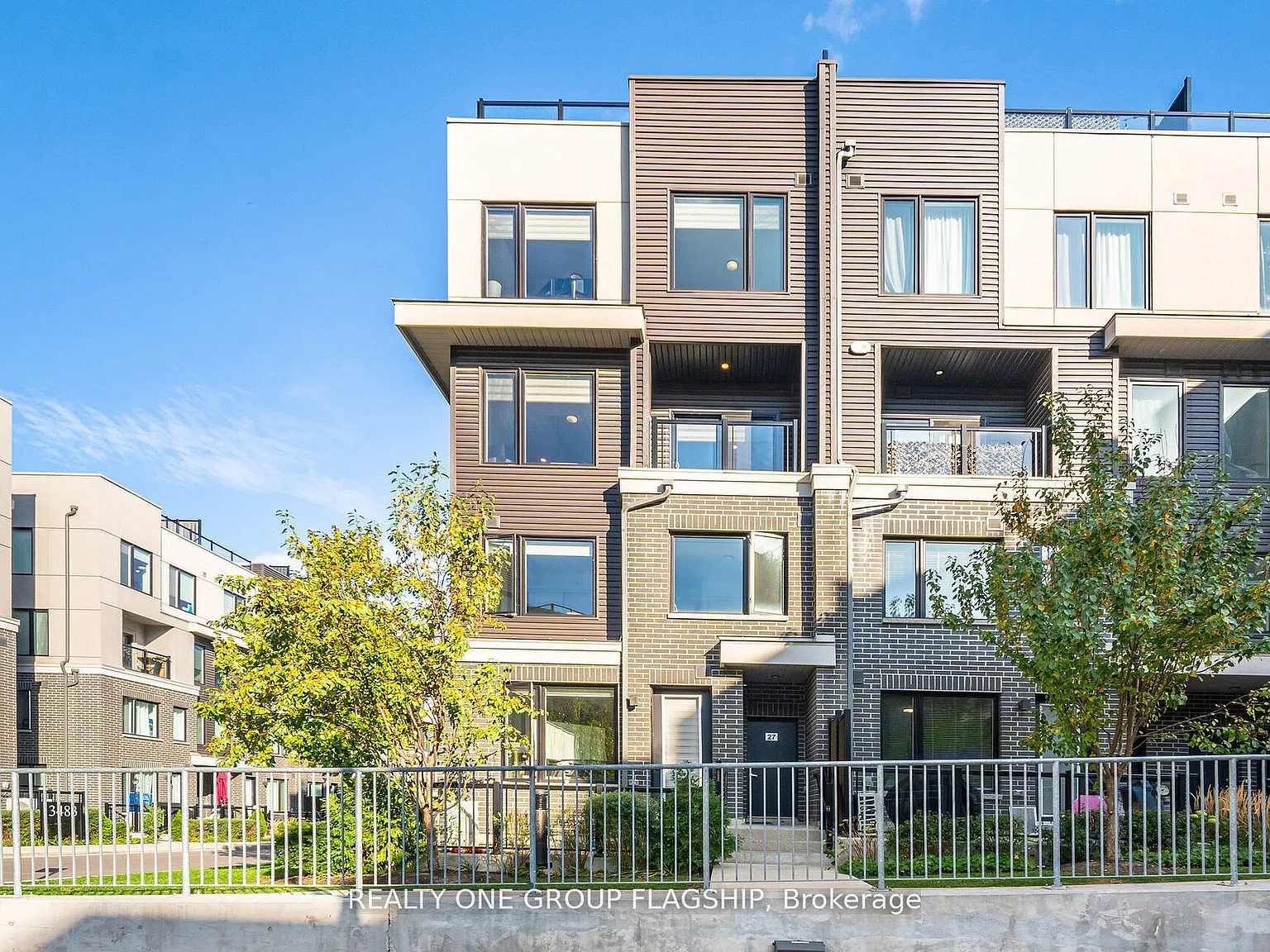 2 bed, $3,200 — Photo 2