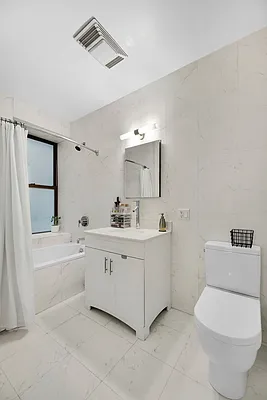 Rented by Corcoran | media 23