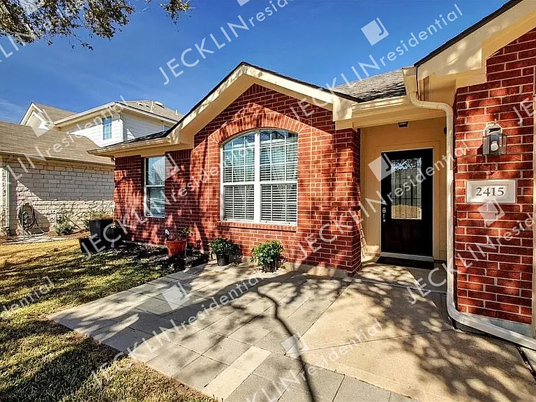 2415 Candle Ridge Trl — Photo 4