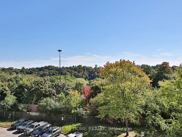 35 Sunny Glenway #302 — Photo 30