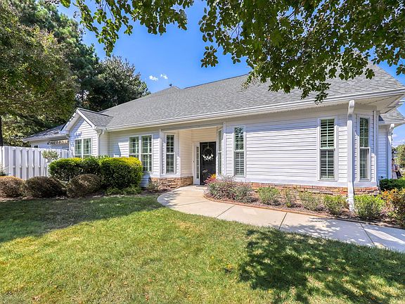 2nd image of 101 Uplands Creek Dr