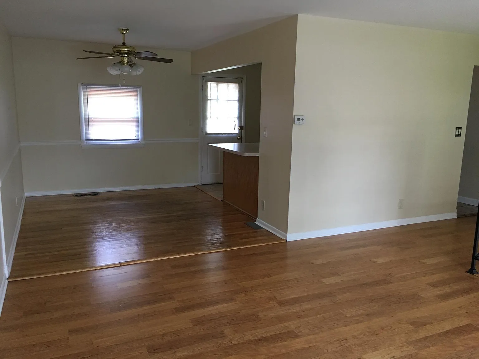 4 bed, 1.5 bath, 1755 sqft, $3,200 — Photo 3