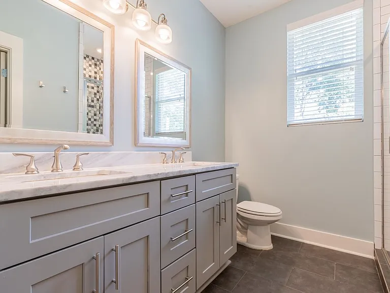 2912 Felix St — Photo 17