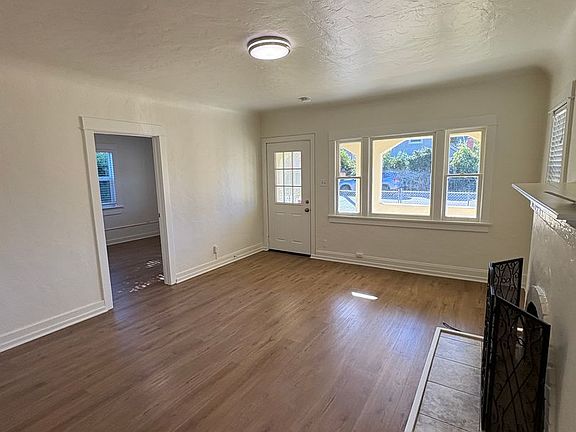 2nd image of 283 E McFarlane Dr