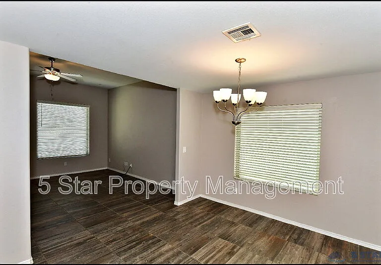 963 Aircoupe Way — Photo 12