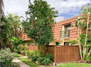 5240 Cedarbend Dr APT 2, Fort Myers, FL 33919