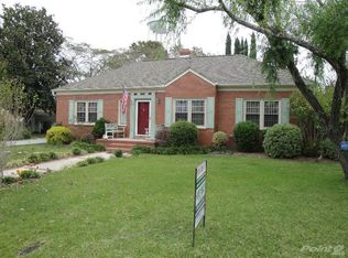 532 S Sabiston Dr, Swansboro, NC 28584