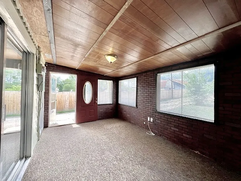 920 E Cucharras St — Photo 24