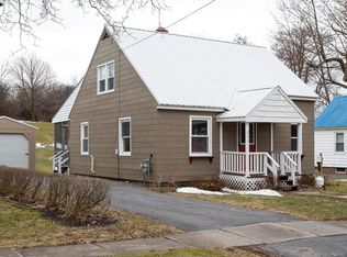 211 Iroquois Ave W, Watertown, NY 13601