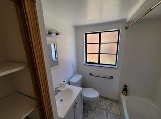 6218 Ridge Rd, Parma, OH 44129