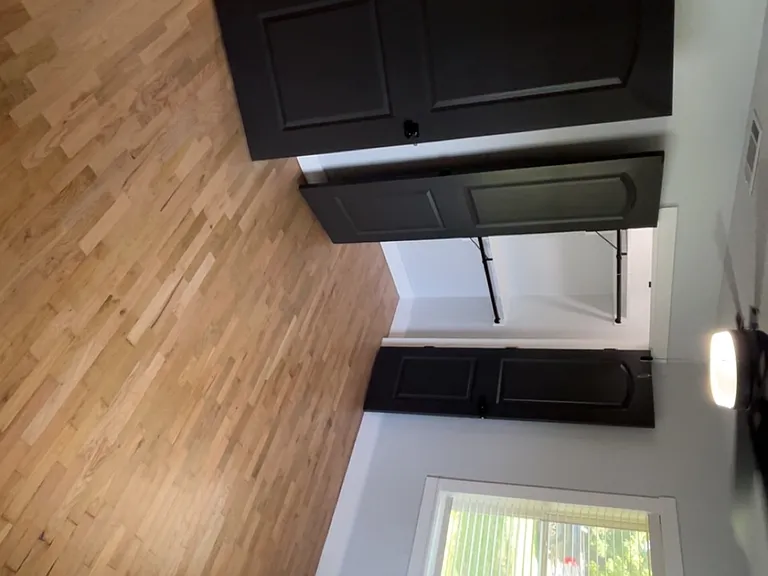 1614 Steele St — Photo 14