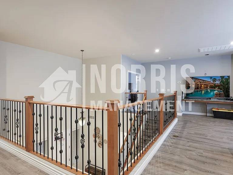 311 W Blue Lagoon Dr — Photo 35