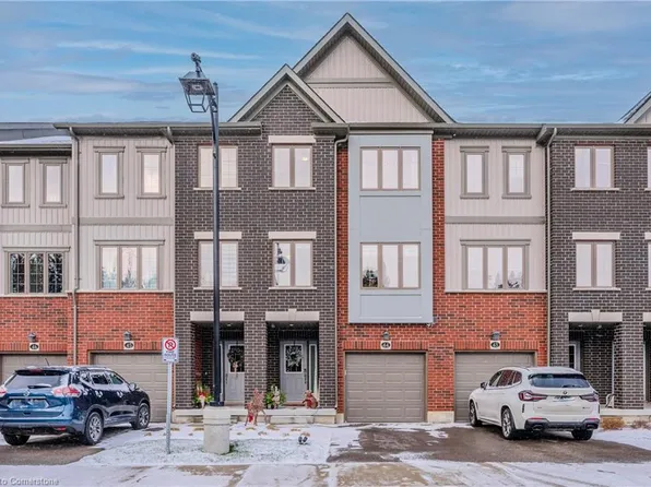 311 Woolwich St #44, Waterloo, ON N2K 0H4