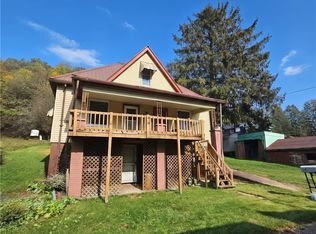 54 April St, Dillonvale, OH 43917