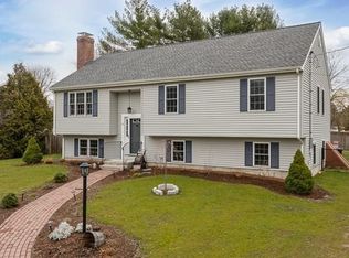 18 Lincoln Ln, Hanover, MA 02339