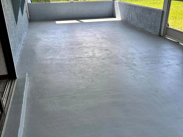 337 NW Tyler Ave — Photo 28