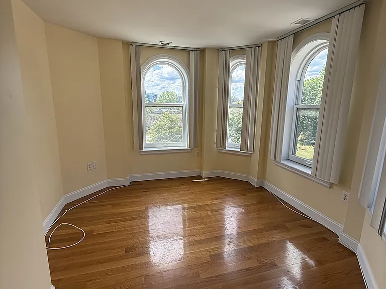 90 Westland Ave #504D — Photo 5