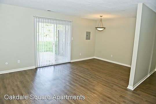3rd image of 1612 S Birch Ln #4-23