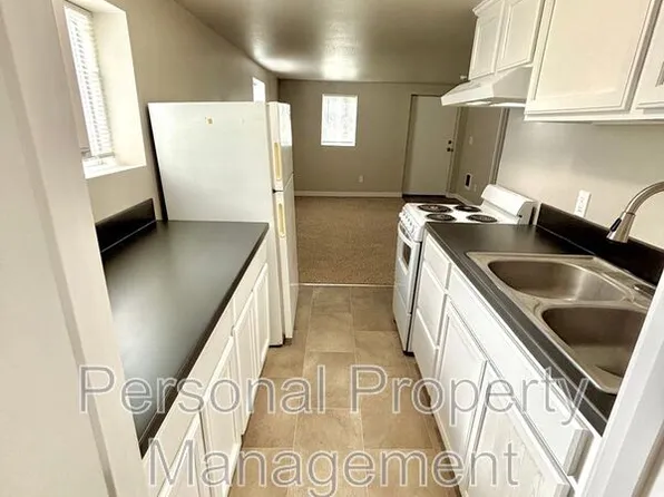 525 NW 10th Ave APT B, Camas, WA 98607