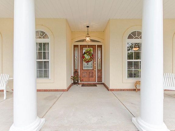 2nd image of 5834 Twin Oaks Dr