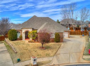 749 Secretariat Ln, Edmond, OK 73025