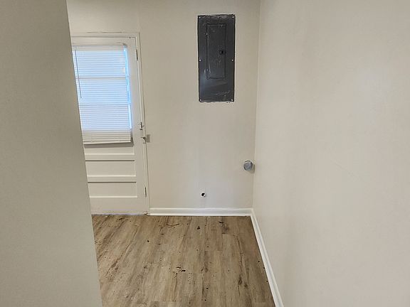 4th image of 1234 Peacock Ave APT 2