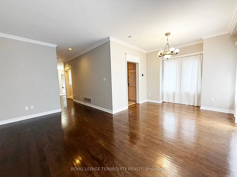 190 Harding Blvd W #34 — Photo 3