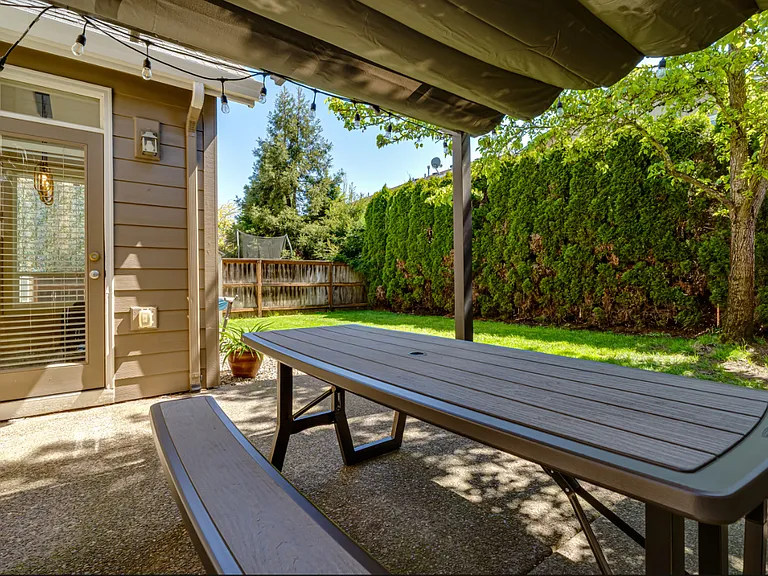 2542 Belle Terra Dr — Photo 22