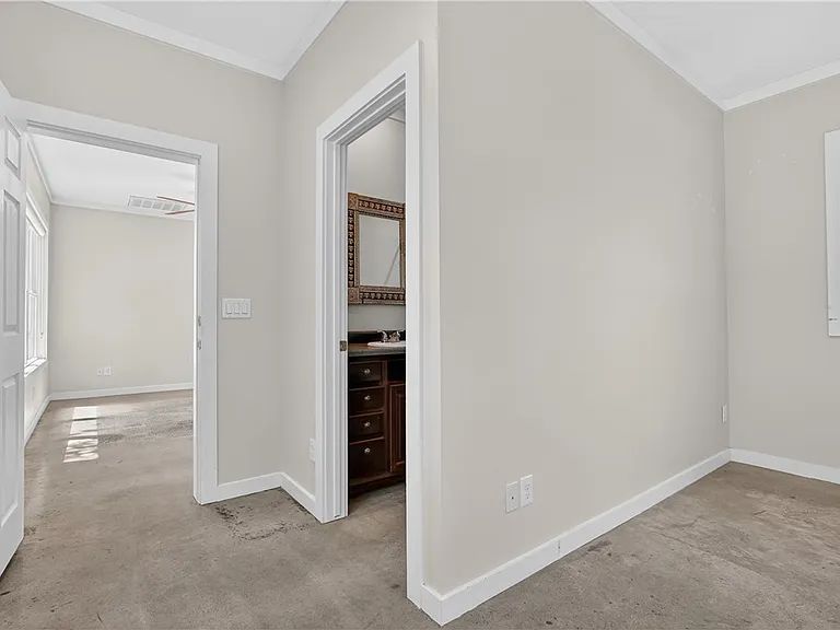 5448 Raymond Stotzer Pkwy — Photo 10