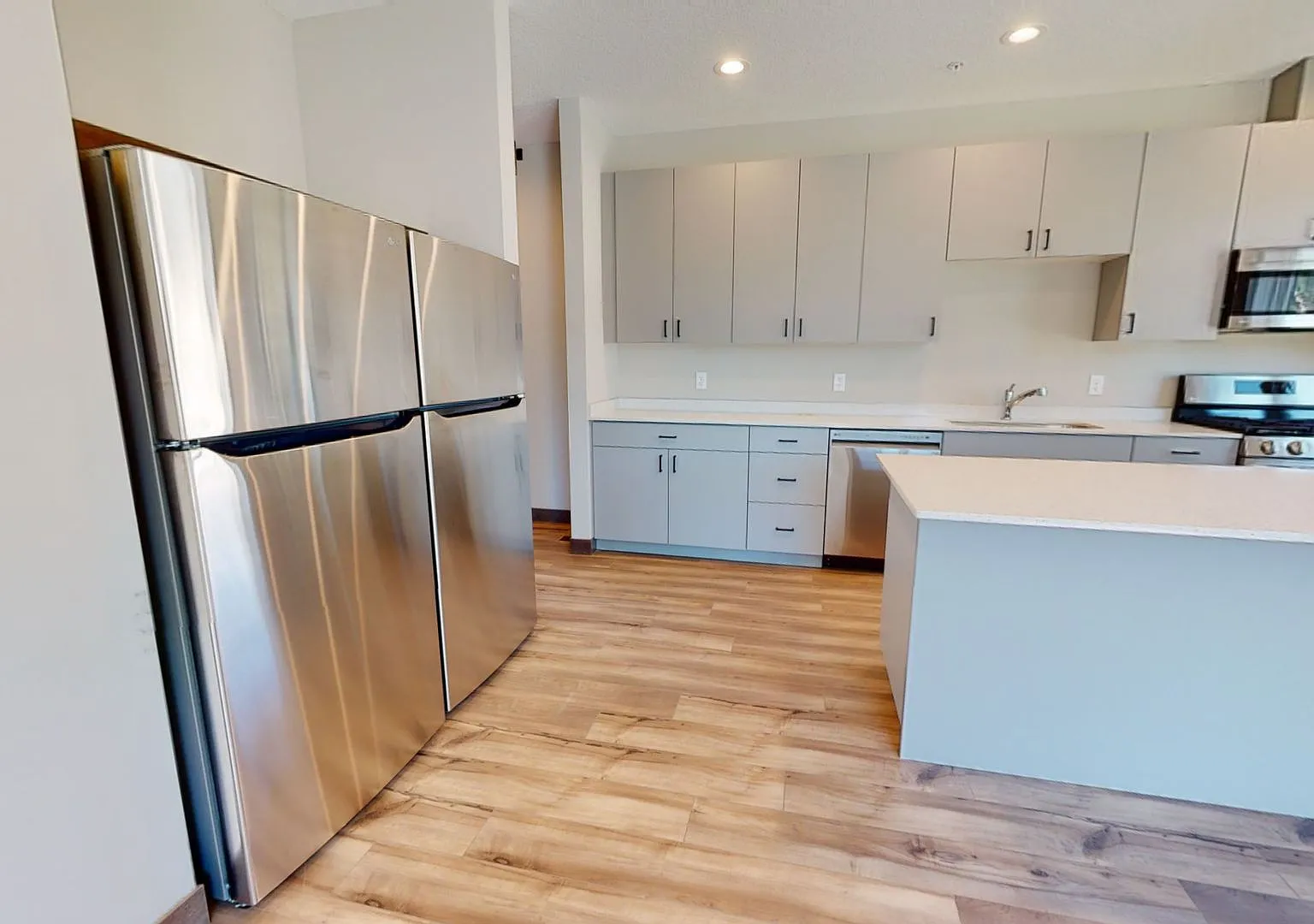 1014 4th St SE — Photo 1